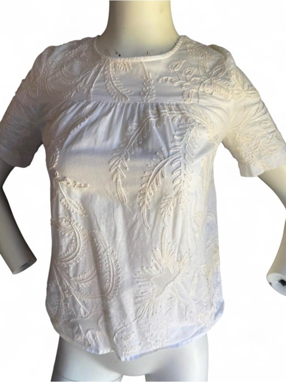 Madewell white blouse Embroidered w cream embellishment